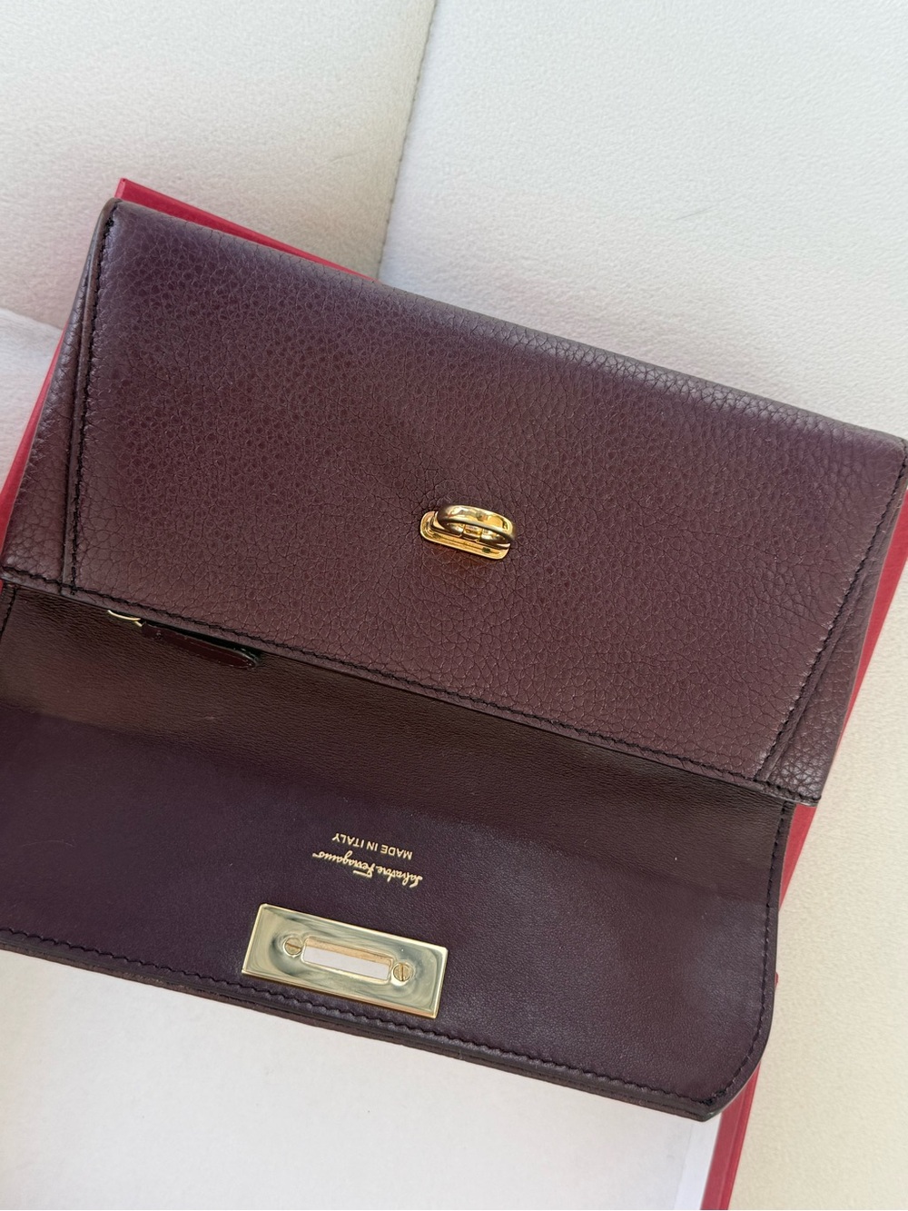 Salvatore Ferragamo Gancini Long Wallet 7.4 inch Burgundy With Gold Clasp - Picture 7 of 9